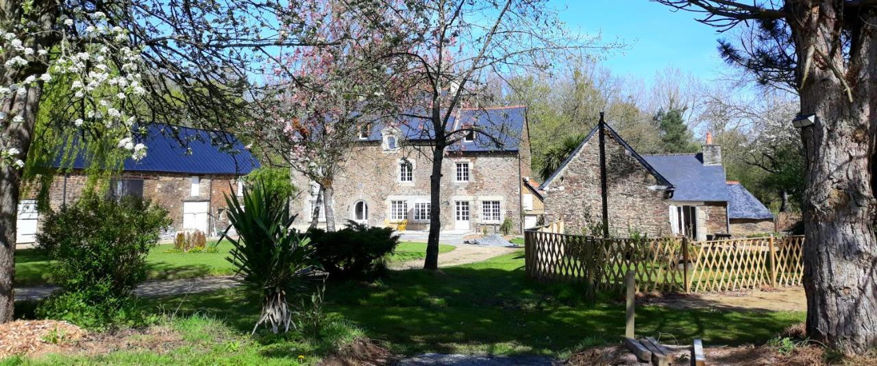 Le Manoir Des Haies Spa Les Champs-Geraux Exterior photo